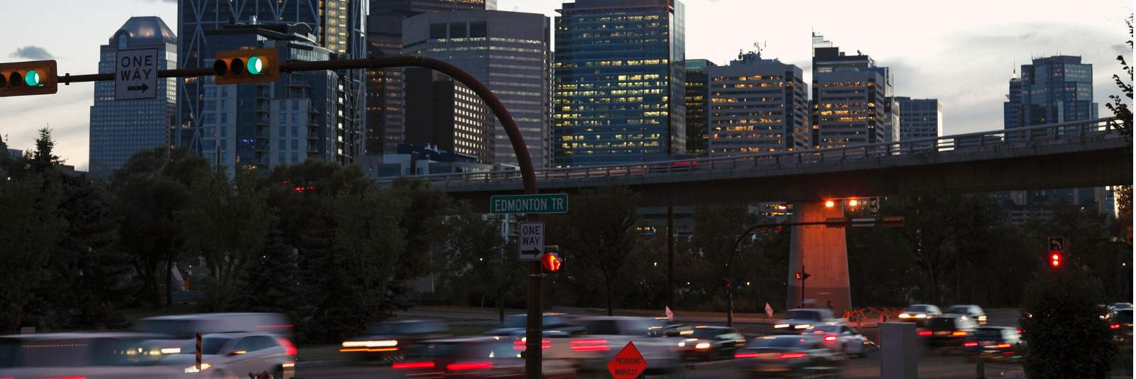 Many cars driving for work in Calgary